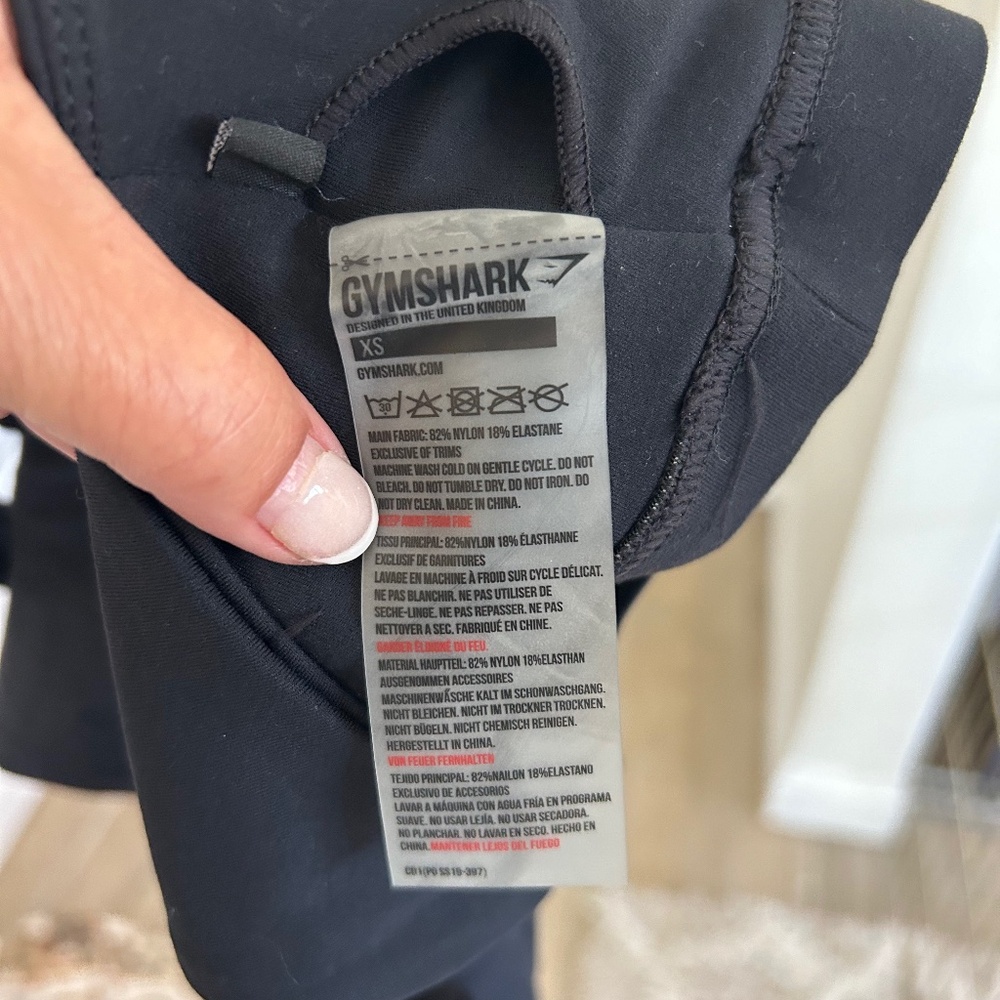 Gymshark black dance top size XS - Picture 2 of 2